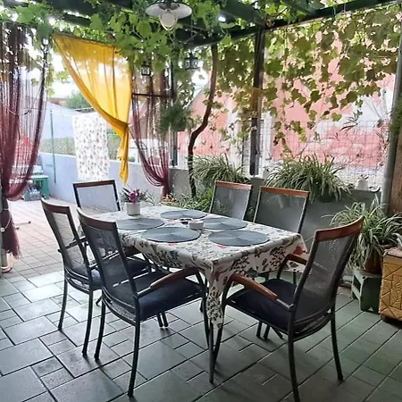 Apartmán Mediha's Secret Oasis